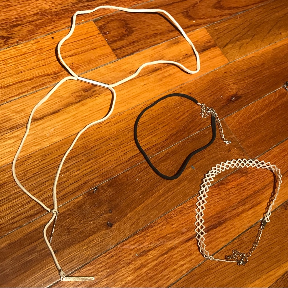 Trendy Choker Set